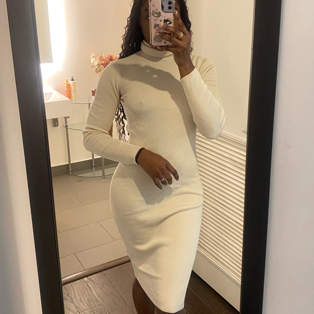 Express Cream Long Sleeve Dress